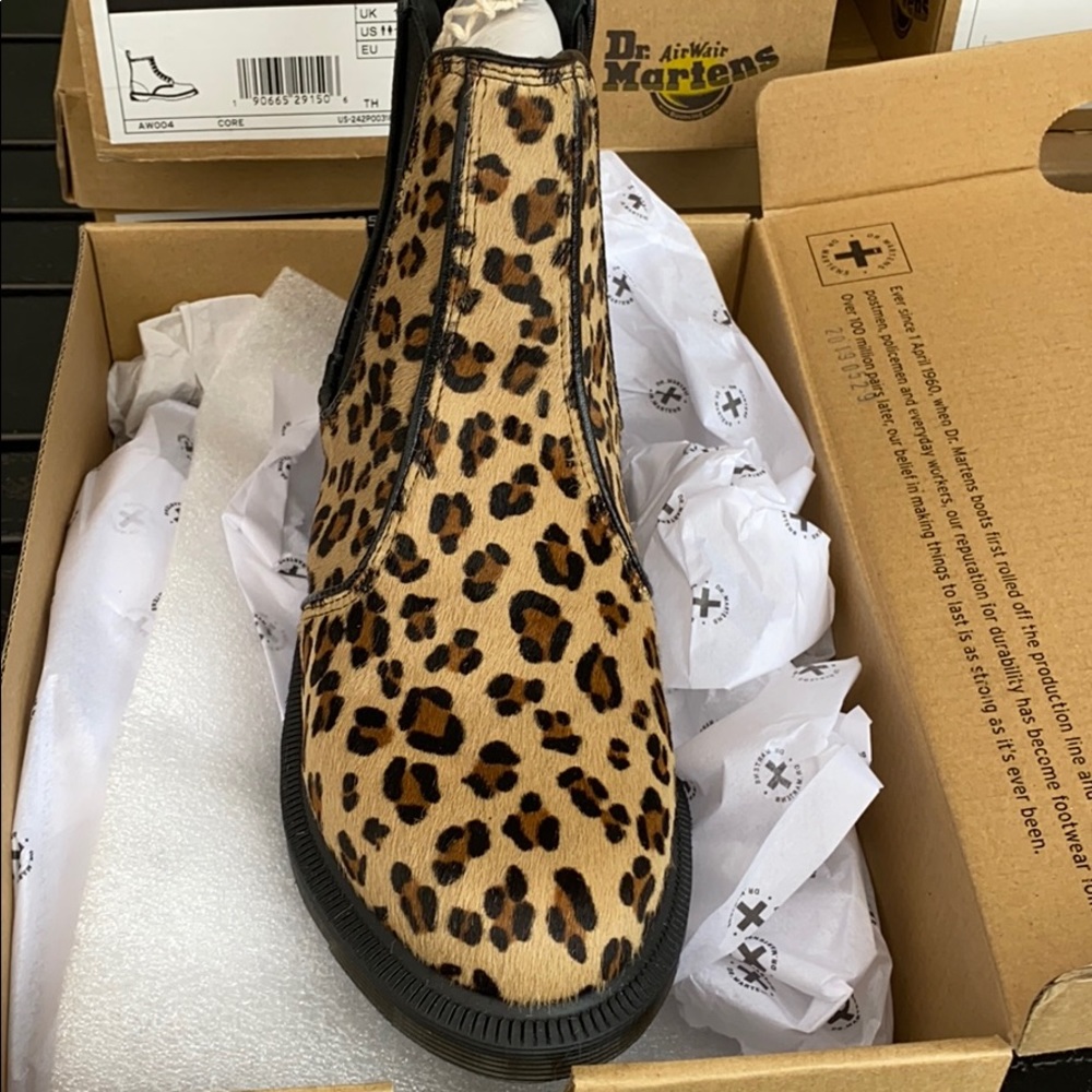 🔥Dr. Martens Flora Hair On Kensington NWT - Picture 11 of 13